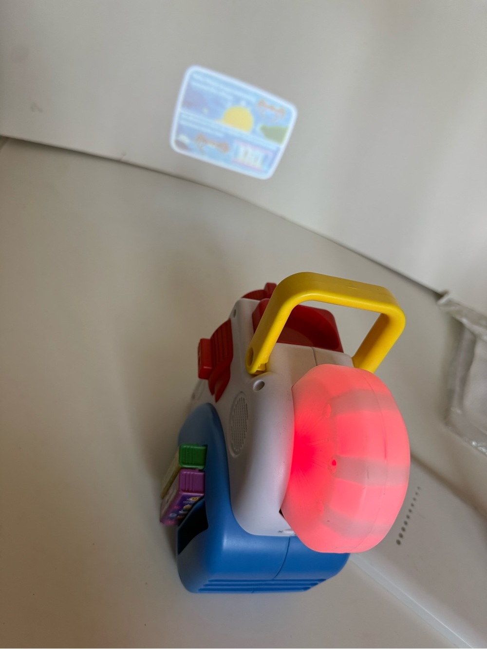 Little Tikes Story Dream Machine Projector With 3 Books TESTED - Picture 9 of 12